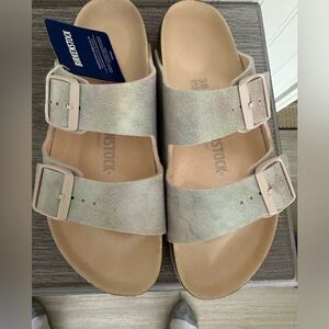 Birkenstock Arizona EVA light rose. Fabulous sandals .